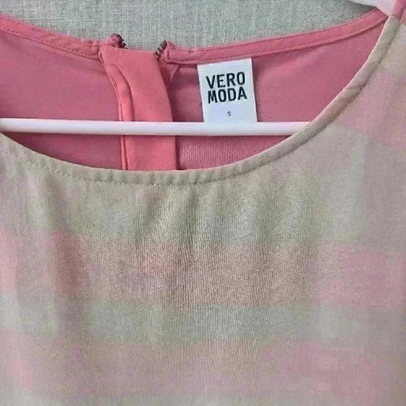 8 piece bundle of women's tops - size xs/s - Picture 3 of 15